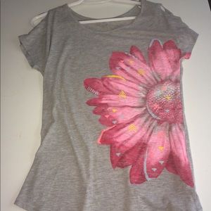 A off the shoulder shirt for kids